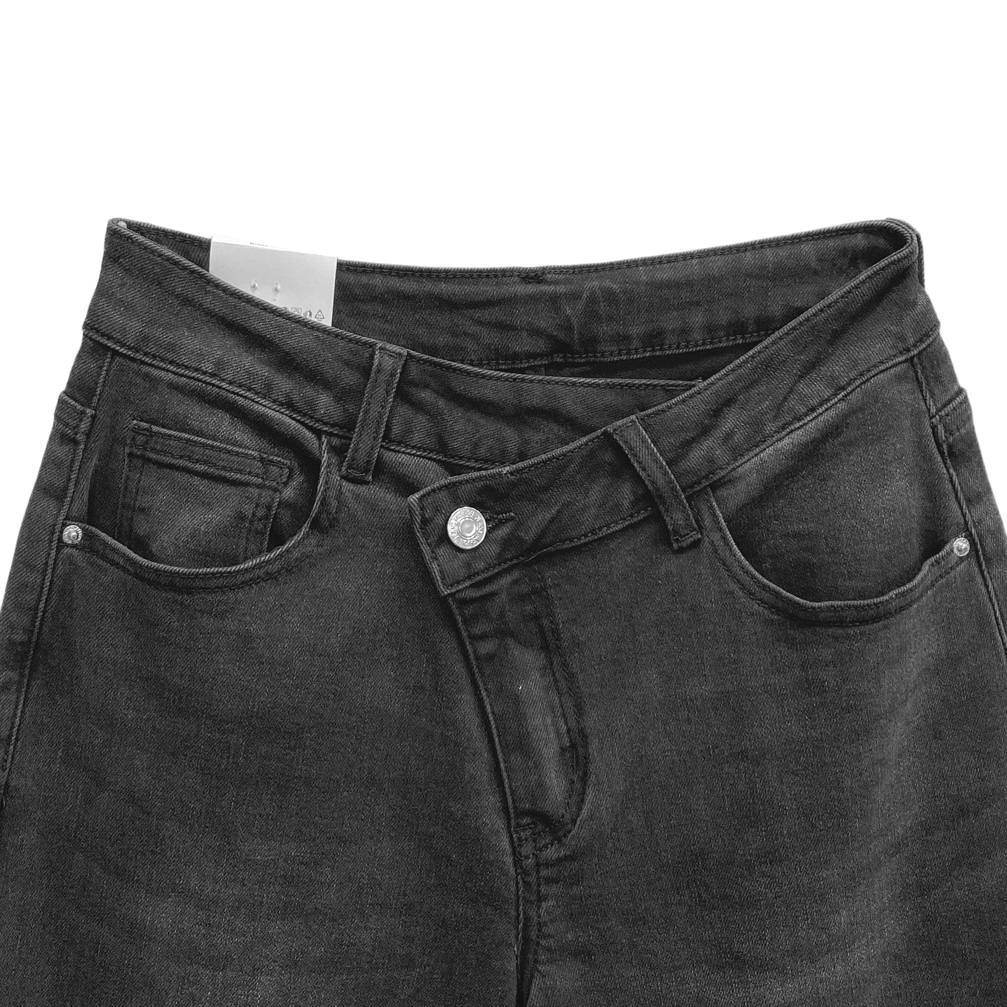 Γυναικεία τζιν παντελόνα wide leg με λοξό κούμπωμα Μαύρο 76323 ANSIN