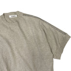 Κοντομάνικη γυναικεία πλεκτό μπλούζα oversized με στρας στους ώμους Μπεζ 2932 ANSIN